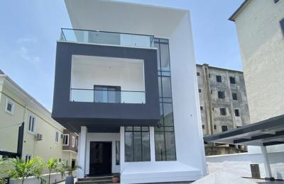 6 BEDROOM FULLY DETACHED DUPLEX AT LEKKI COUNTY